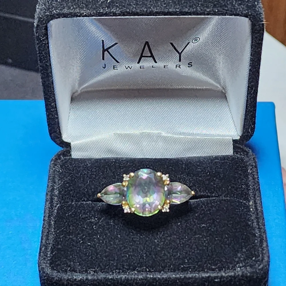 Kay Jewelers 14k Gold Rainbow Topaz & Diamond Ring - Picture 4 of 8